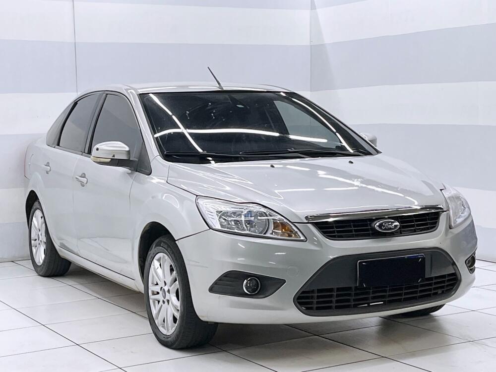 Ford Focus Sedan