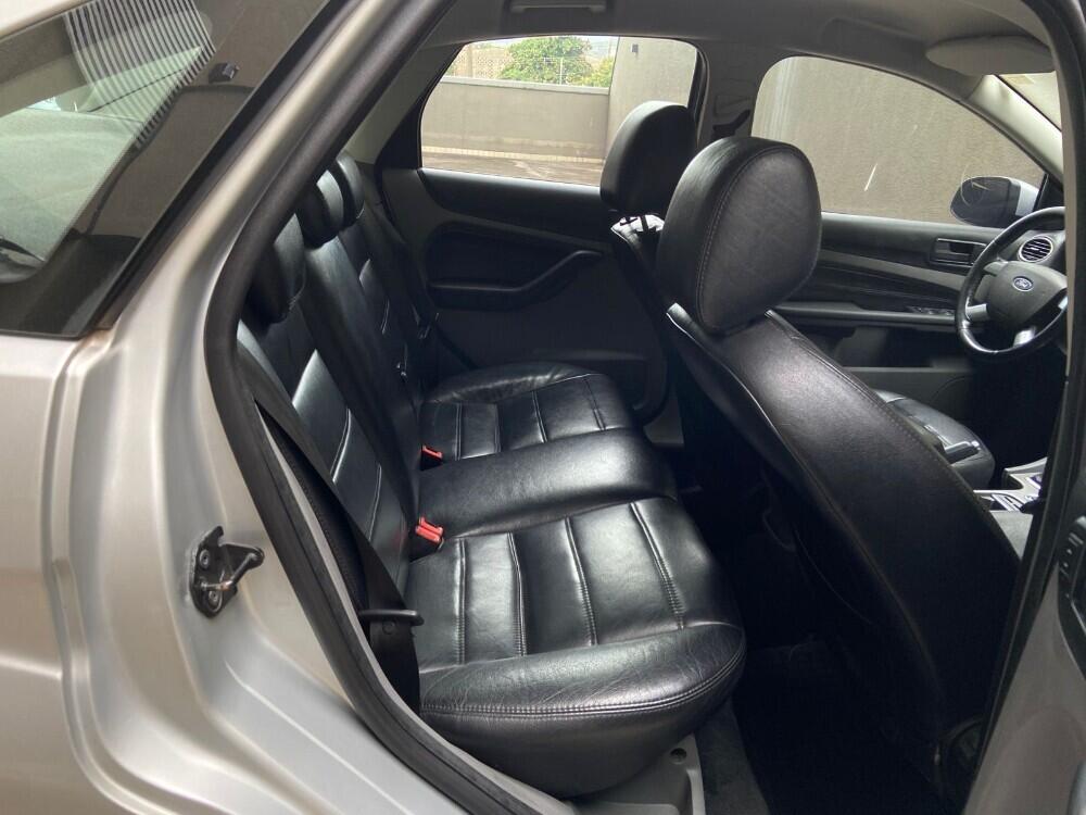 Ford Focus Sedan