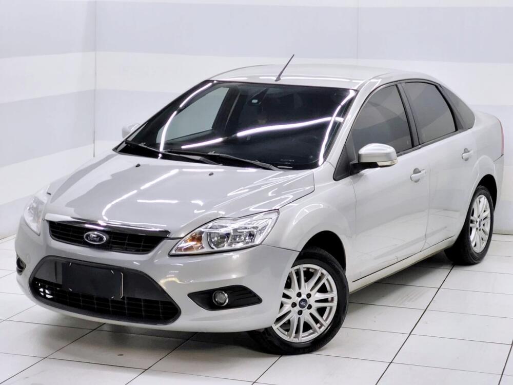 Ford Focus Sedan
