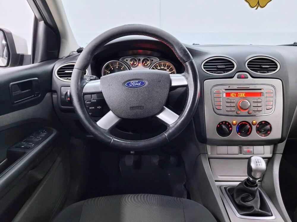 Ford Focus Sedan