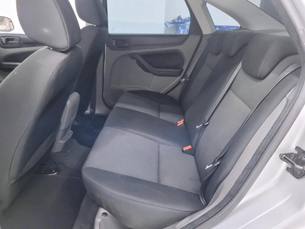 Ford Focus Sedan