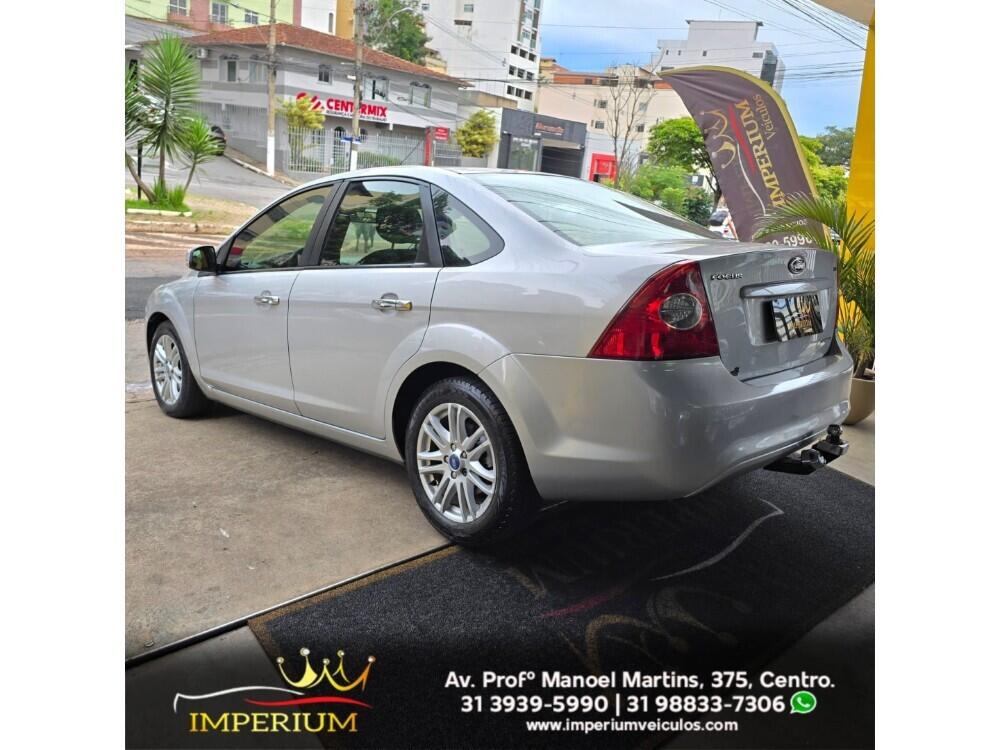 Ford Focus Sedan