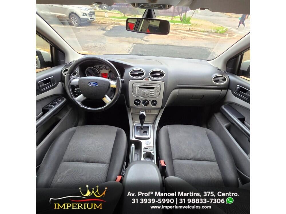 Ford Focus Sedan