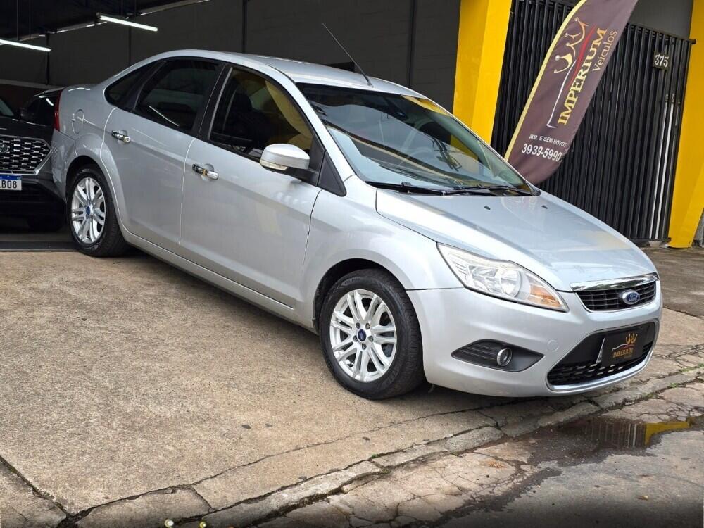 Ford Focus Sedan