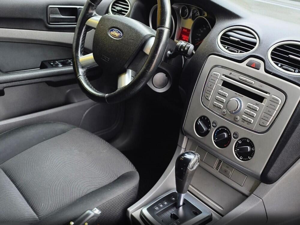 Ford Focus Sedan