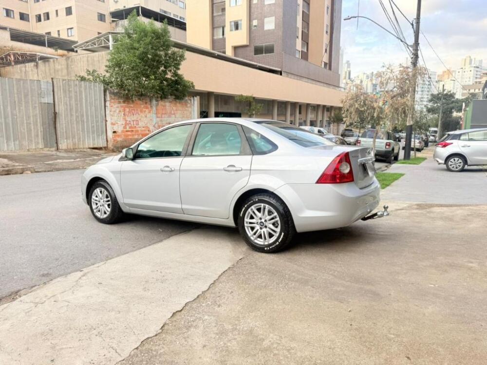 Ford Focus Sedan