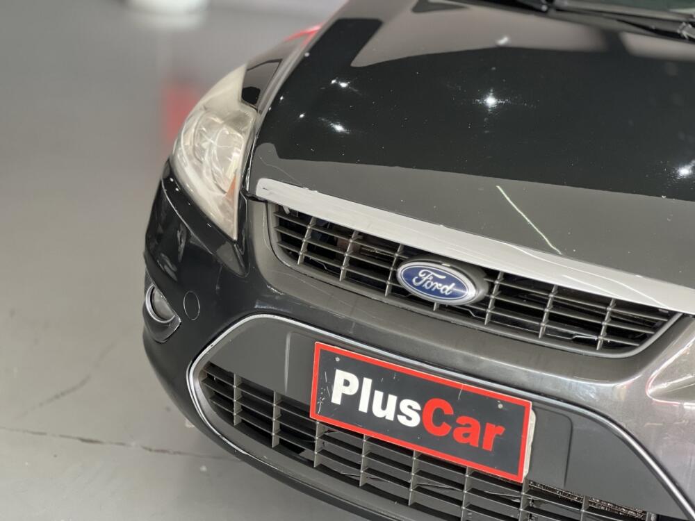 Ford Focus Sedan