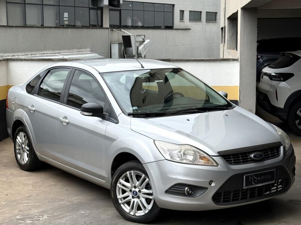 Ford Focus Sedan