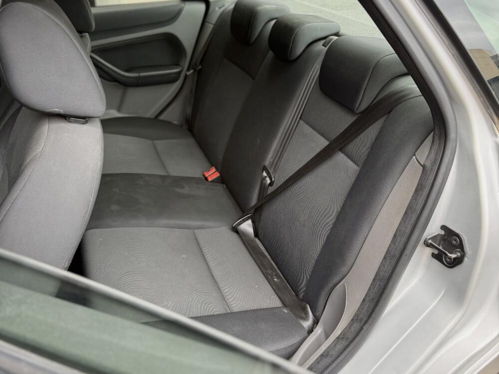 Ford Focus Sedan