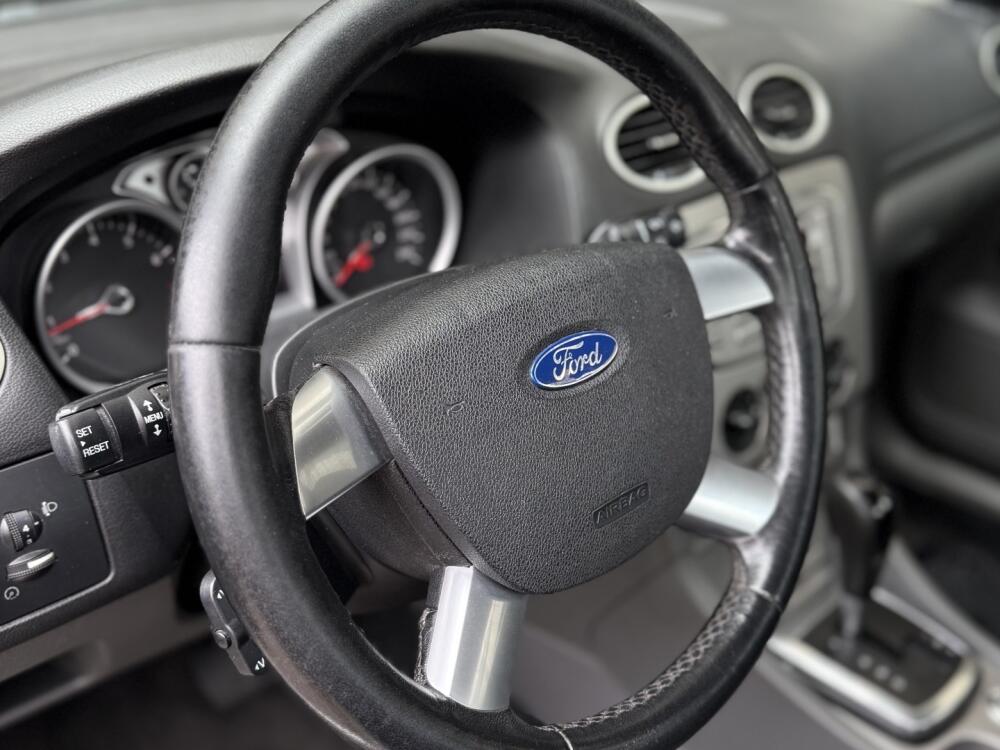Ford Focus Sedan