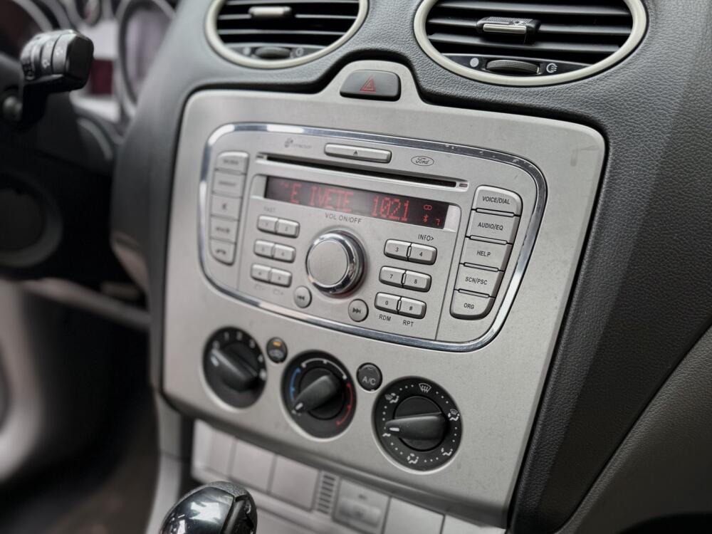 Ford Focus Sedan