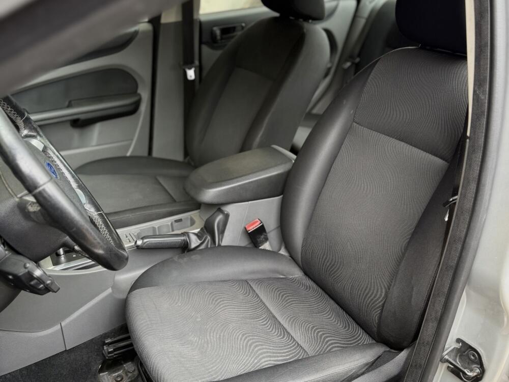 Ford Focus Sedan