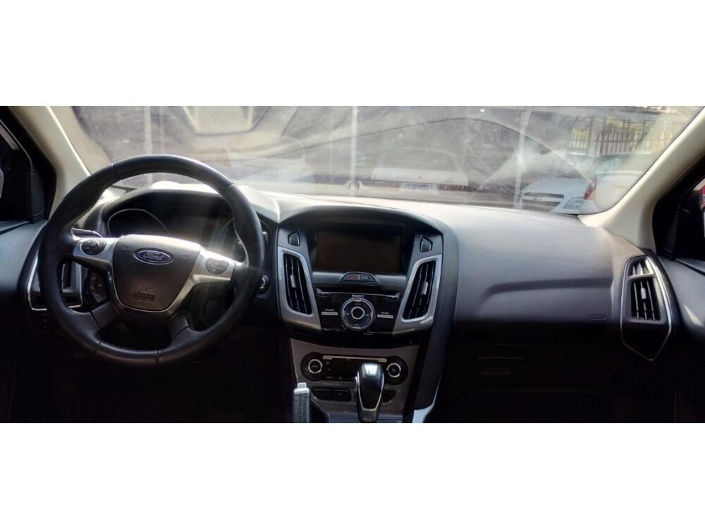 Ford Focus Sedan