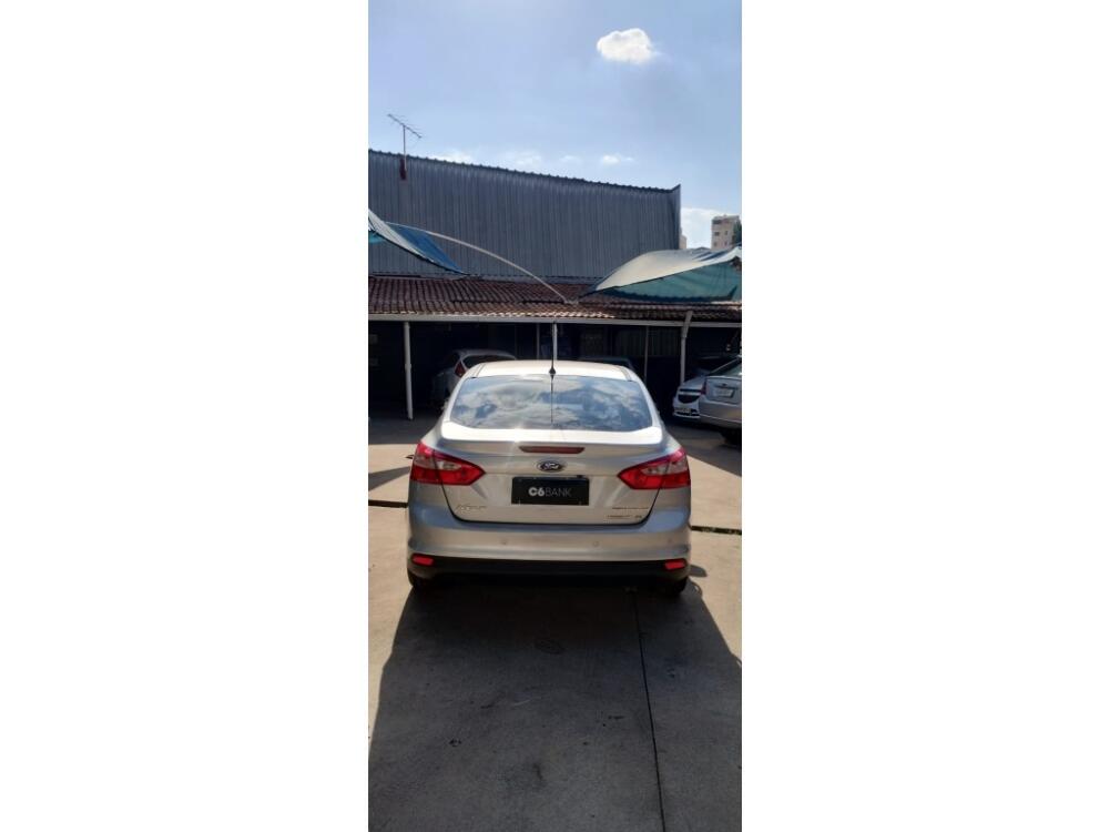 Ford Focus Sedan