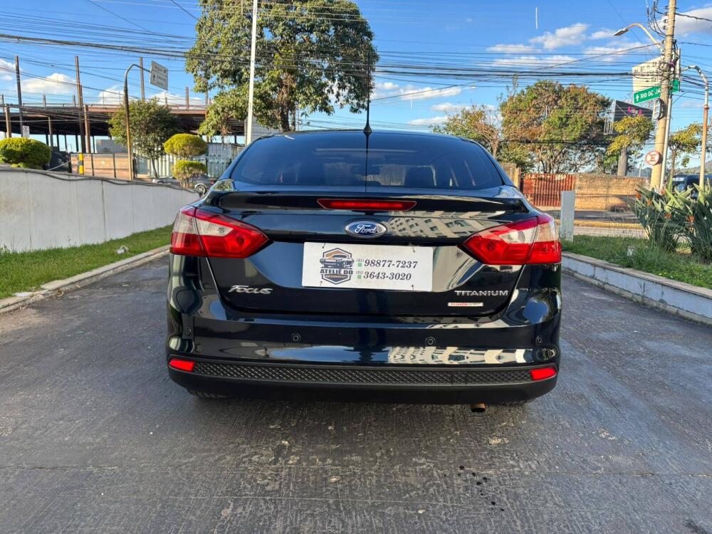 Ford Focus Sedan