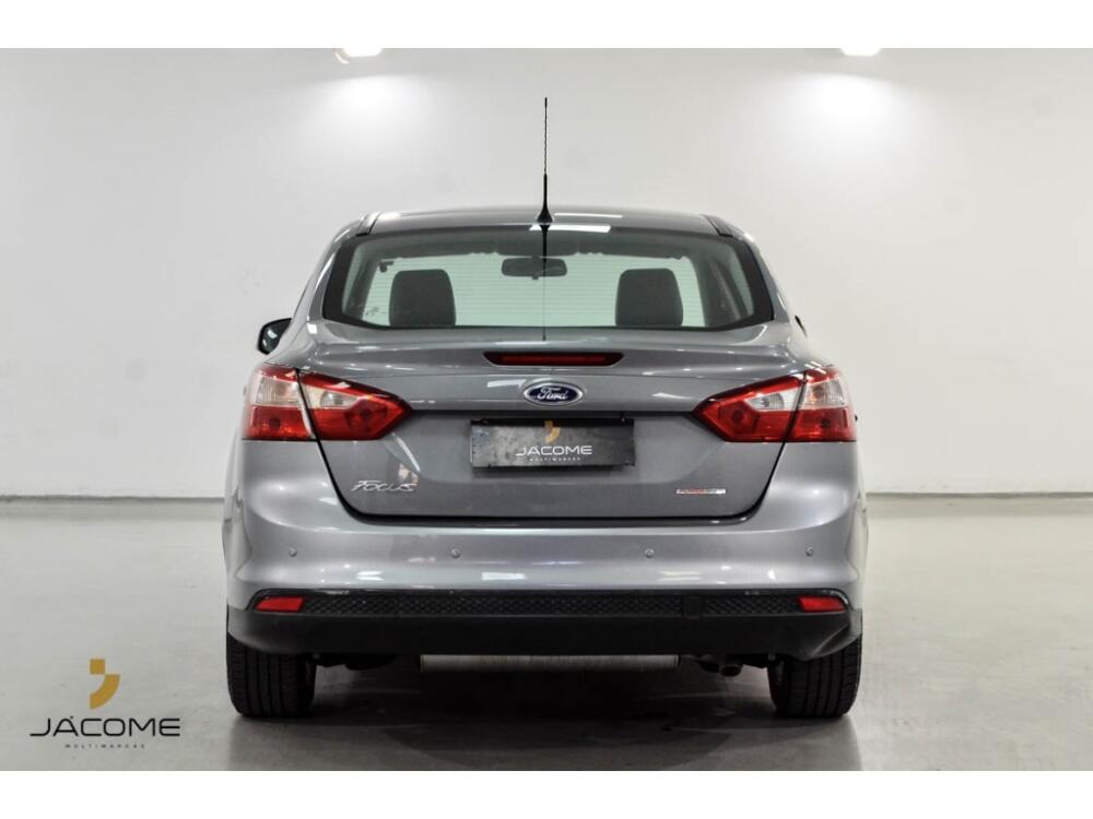 Ford Focus Sedan