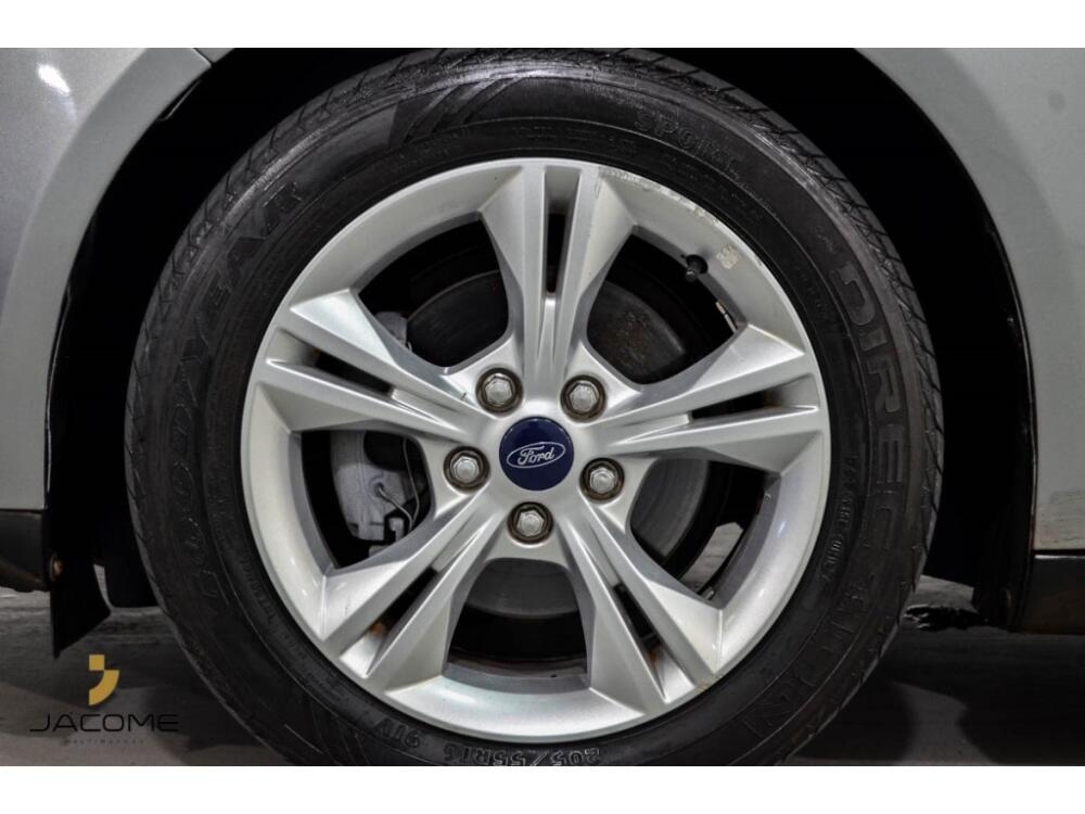 Ford Focus Sedan