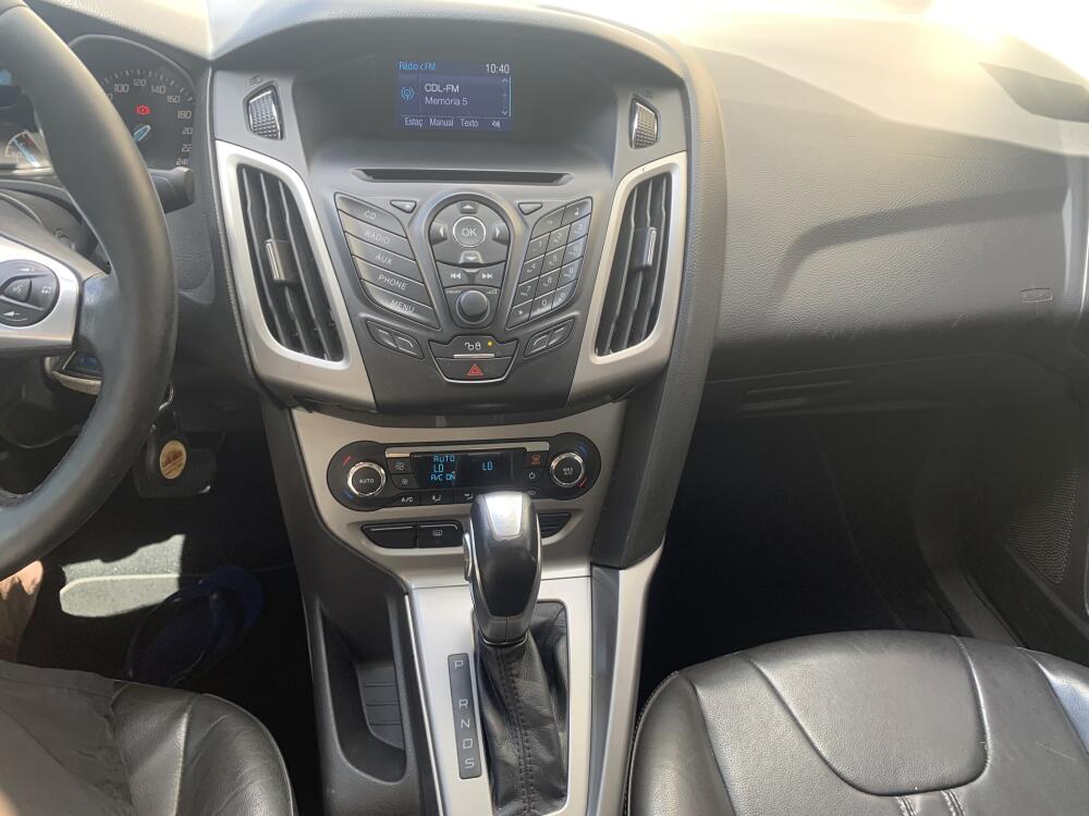 Ford Focus Sedan