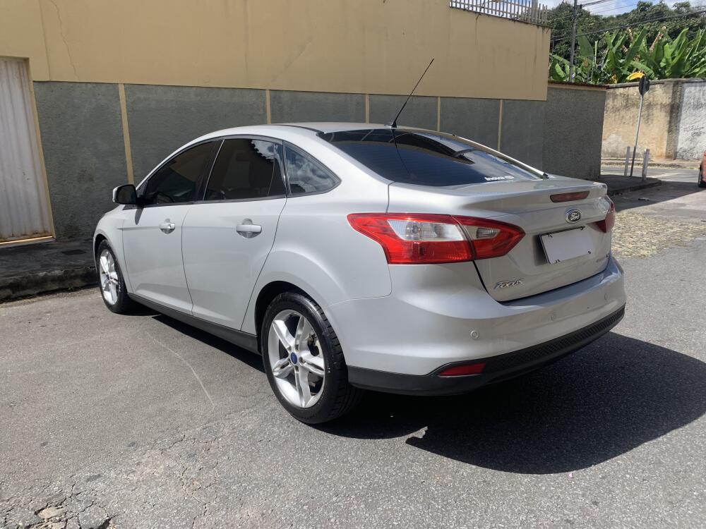 Ford Focus Sedan