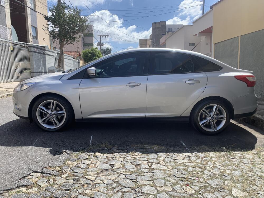 Ford Focus Sedan
