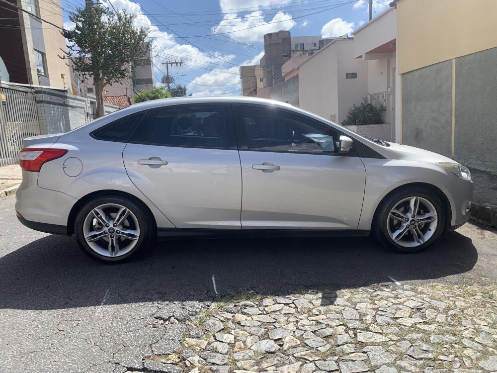 Ford Focus Sedan