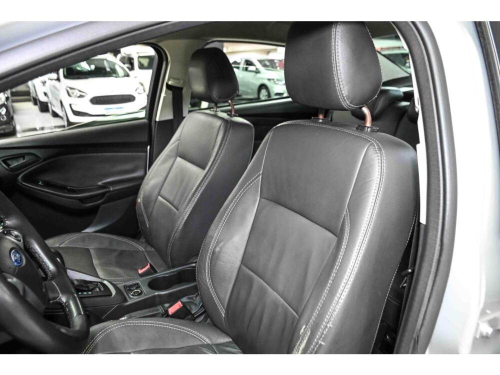 Ford Focus Sedan