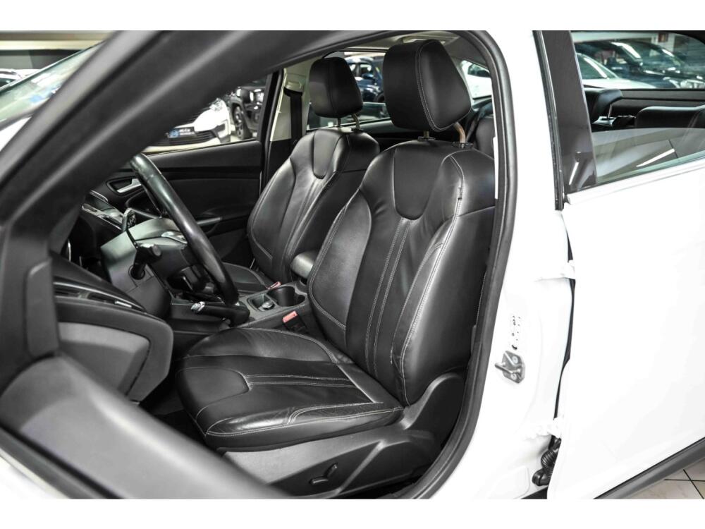 Ford Focus Sedan