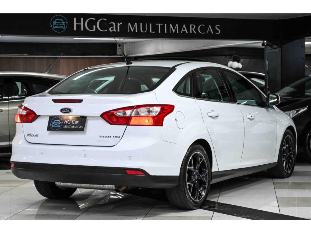 Ford Focus Sedan