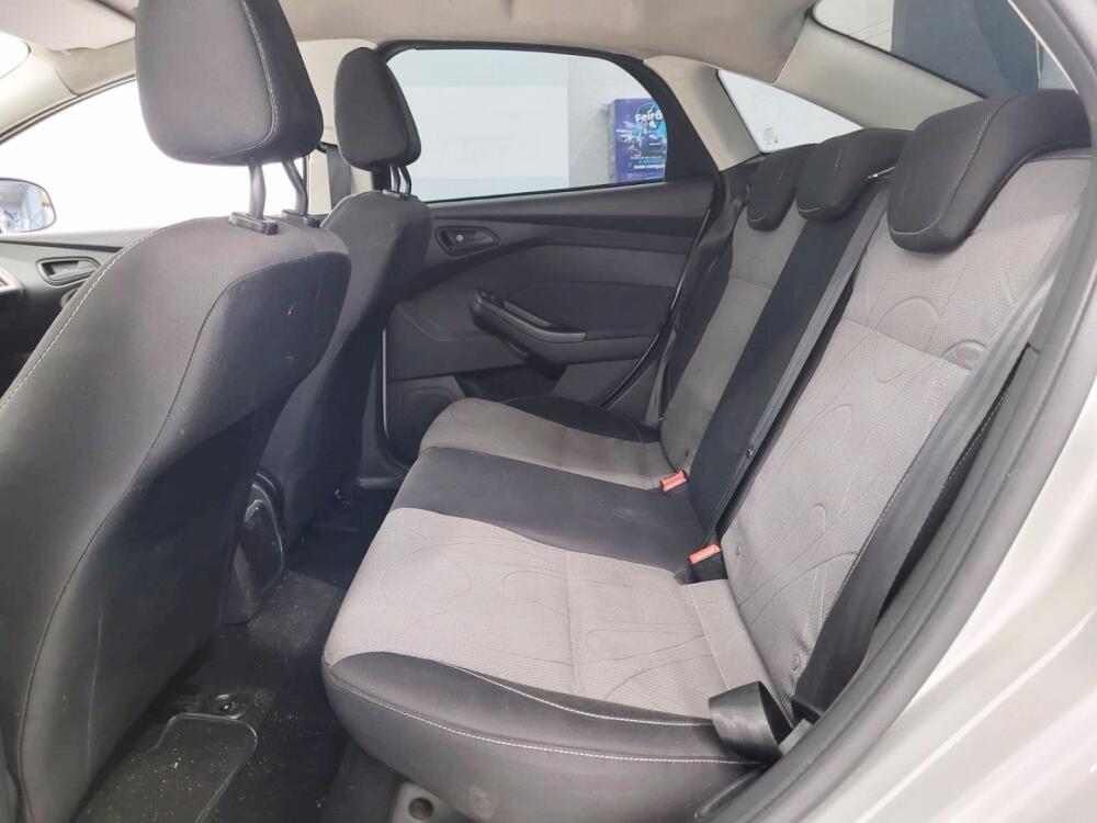 Ford Focus Sedan