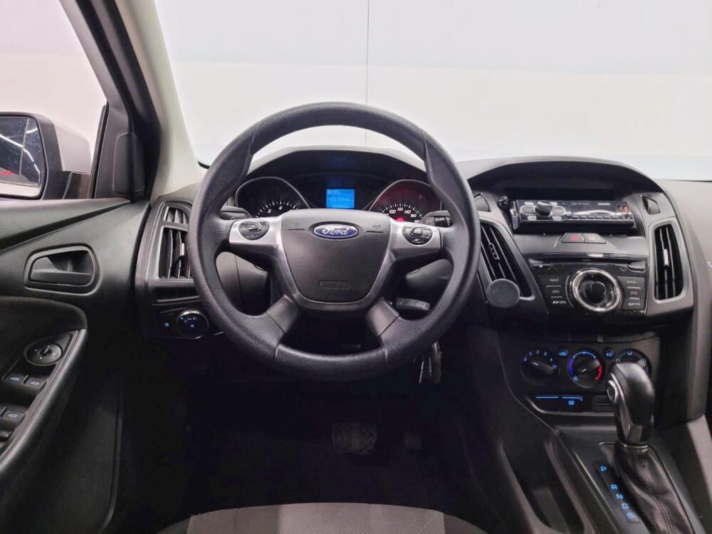 Ford Focus Sedan