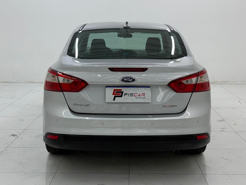 Ford Focus Sedan