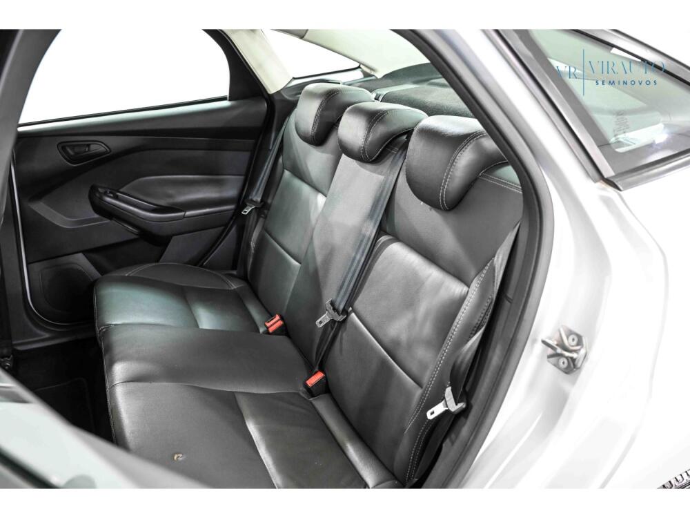 Ford Focus Sedan