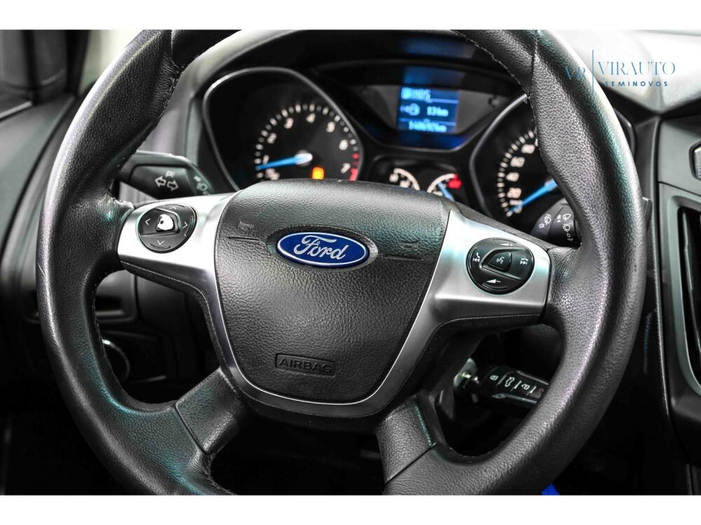 Ford Focus Sedan