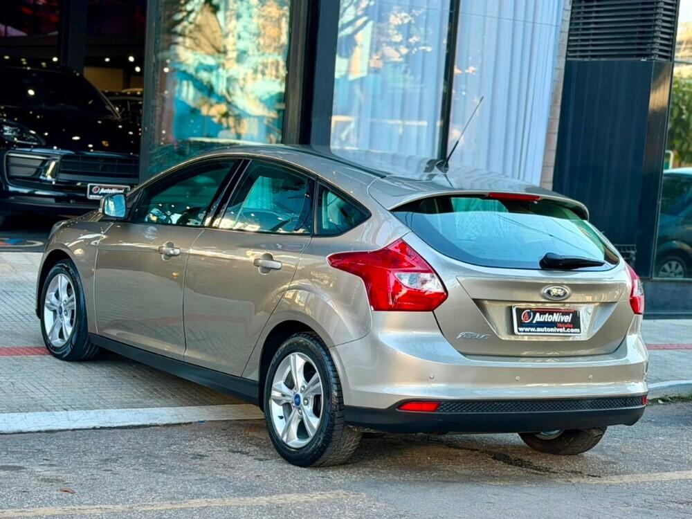 Ford Focus Sedan