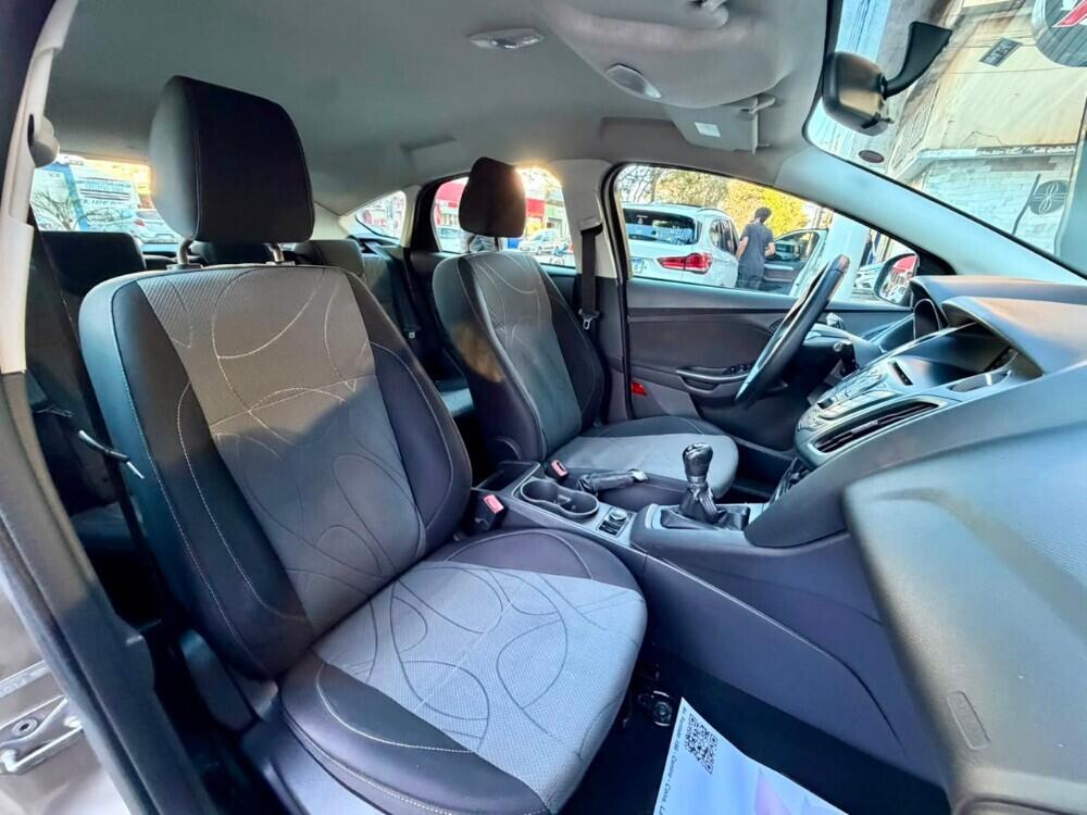 Ford Focus Sedan