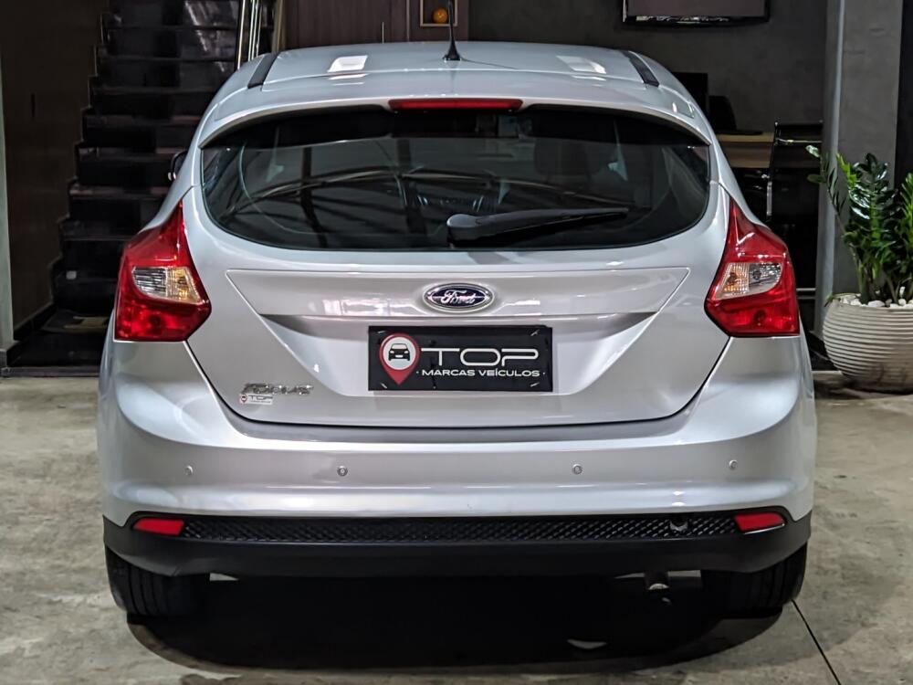 Ford Focus Sedan
