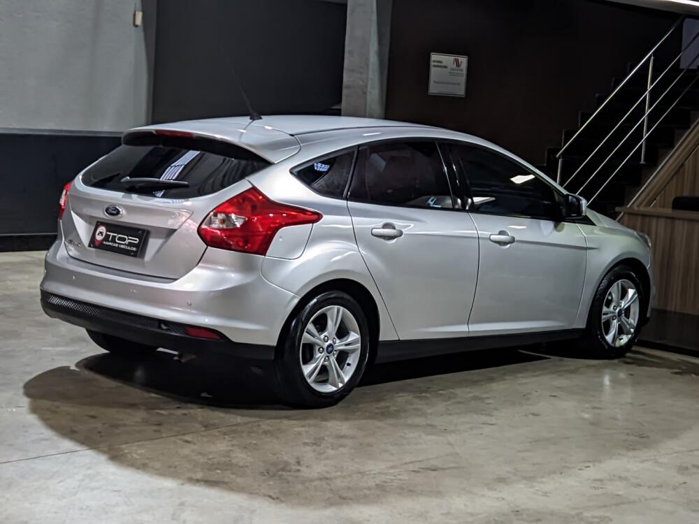 Ford Focus Sedan