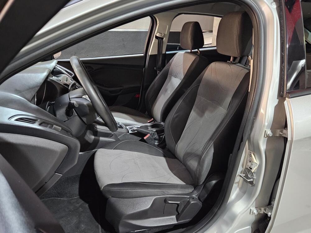 Ford Focus Sedan