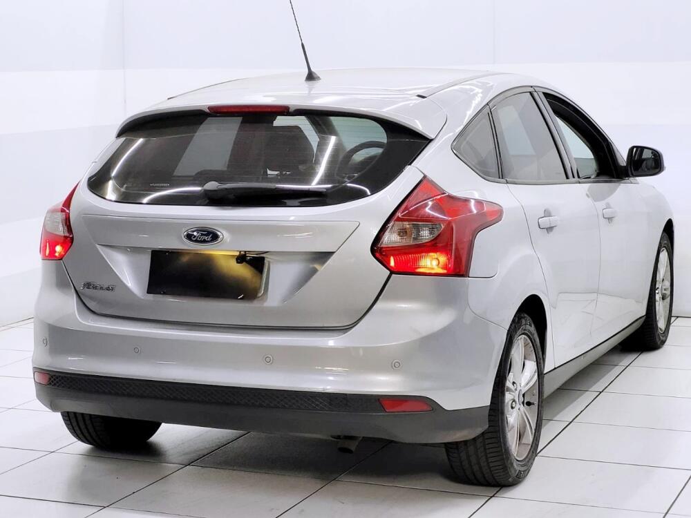 Ford Focus Sedan