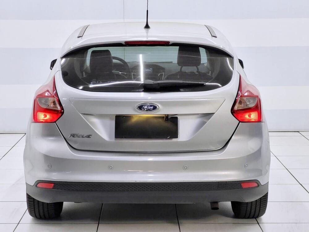 Ford Focus Sedan