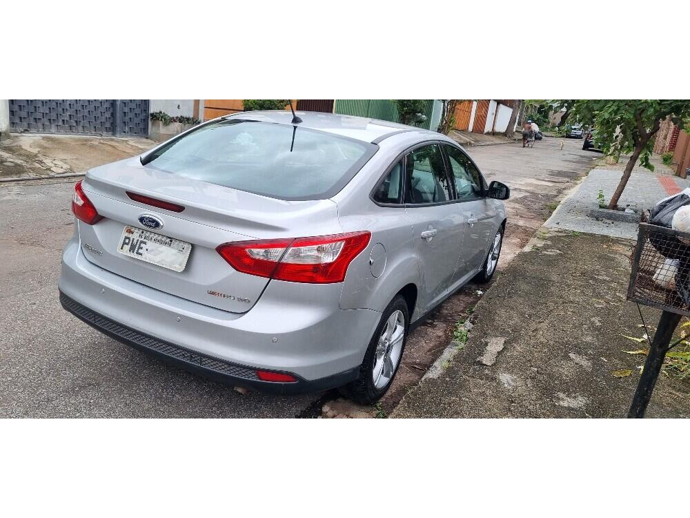 Ford Focus Sedan