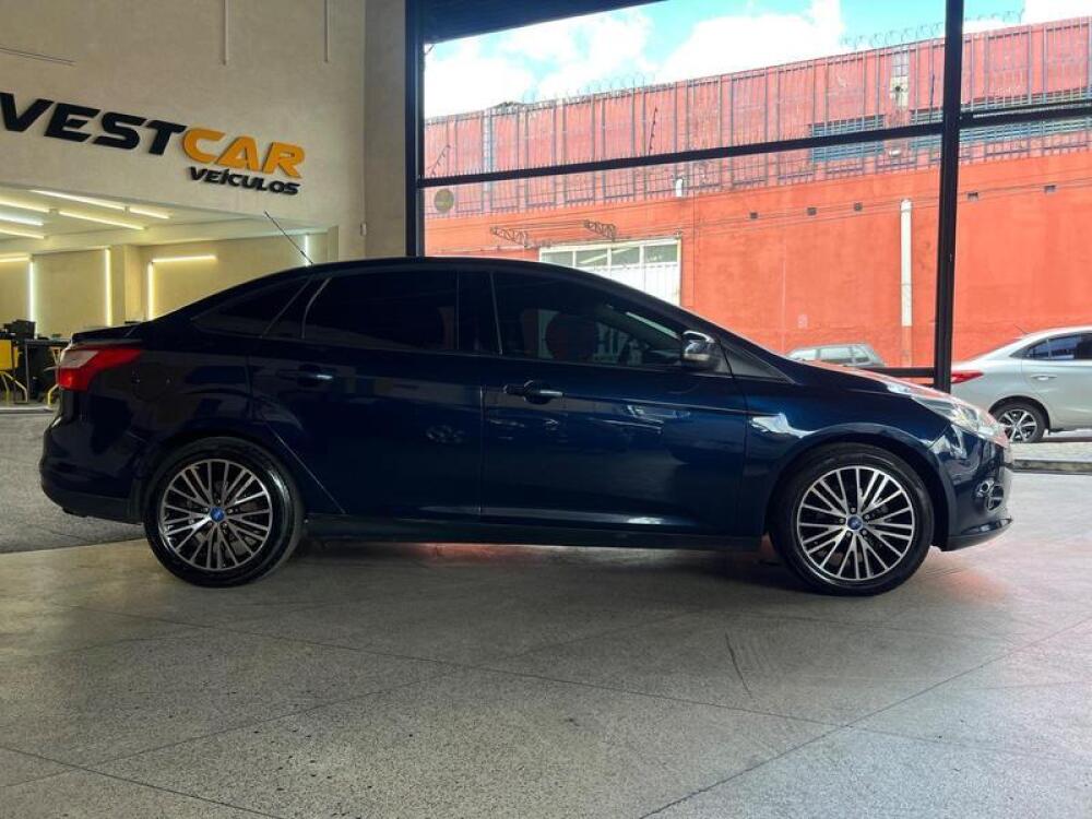 Ford Focus Sedan