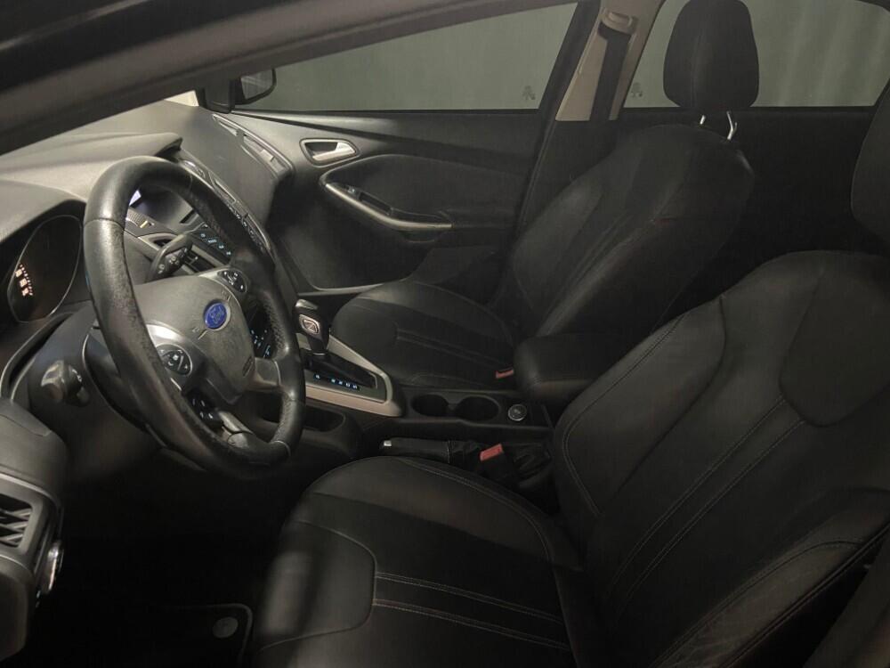 Ford Focus Sedan