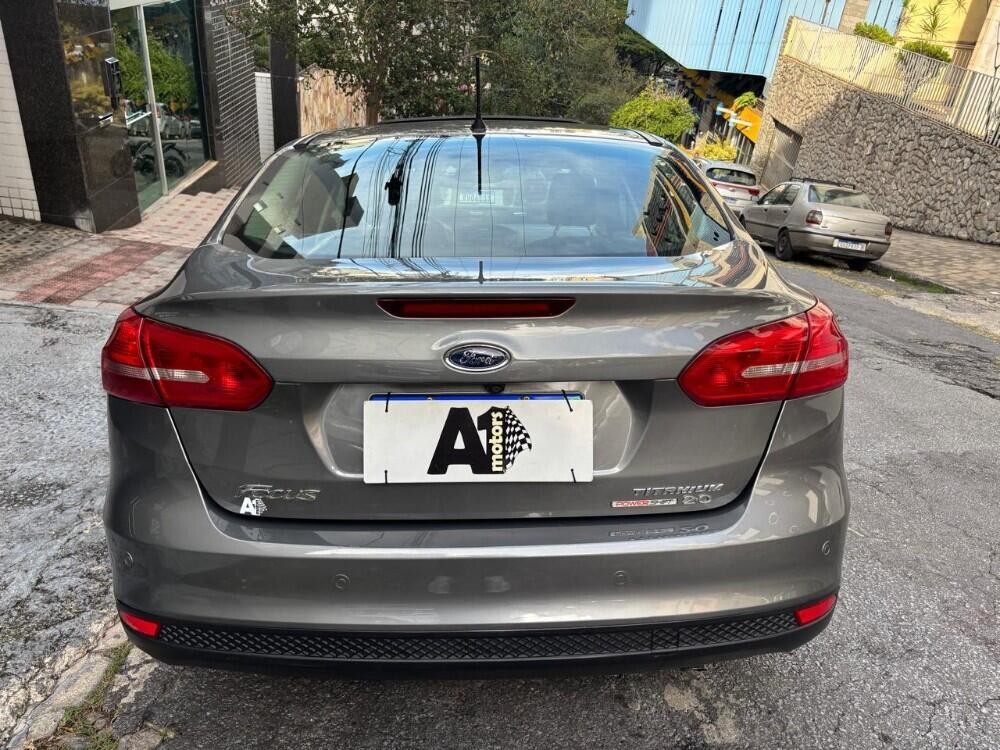 Ford Focus Sedan