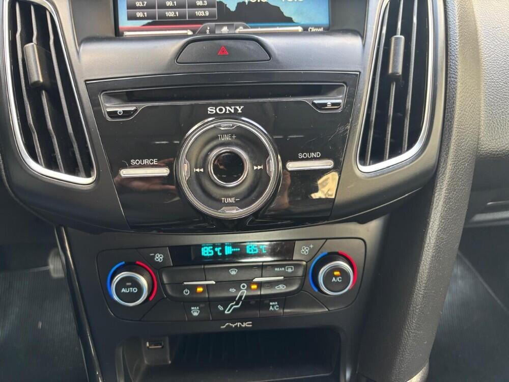Ford Focus Sedan