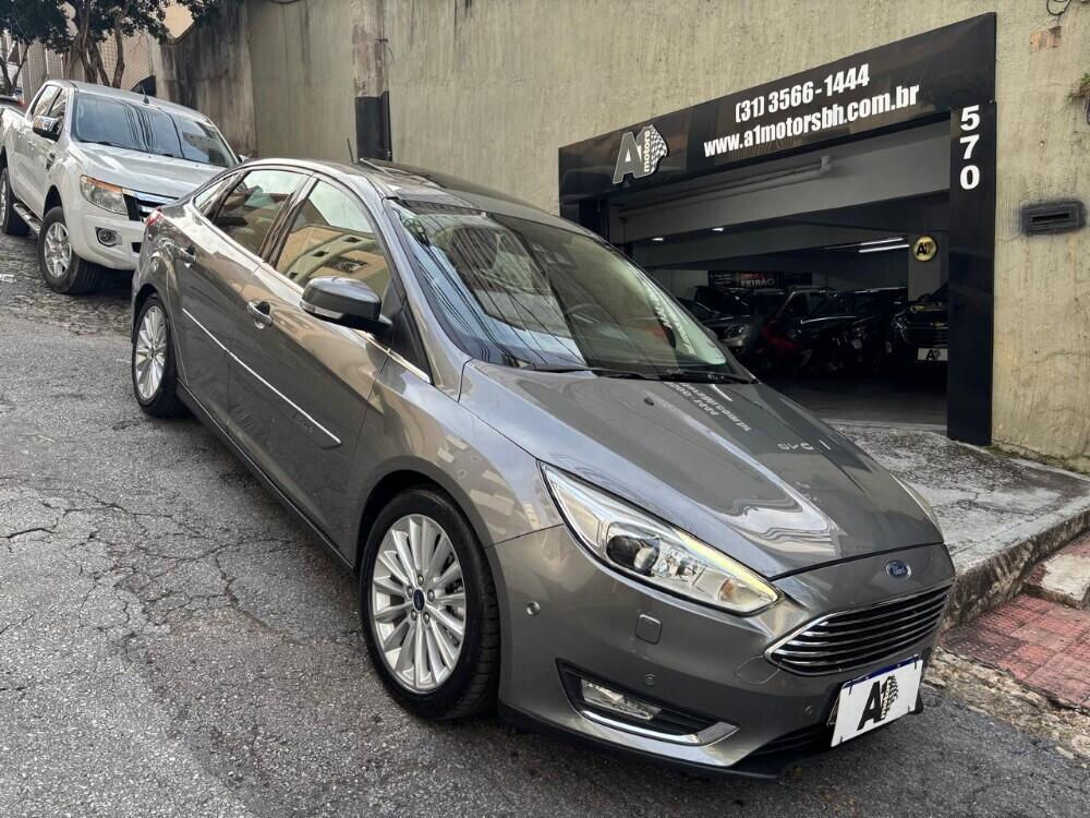 Ford Focus Sedan