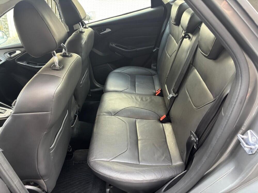 Ford Focus Sedan