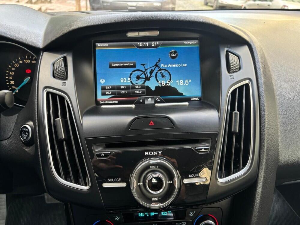 Ford Focus Sedan