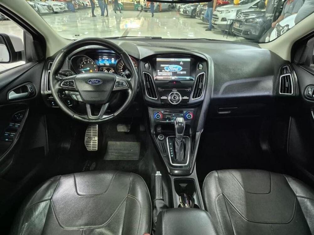 Ford Focus Sedan