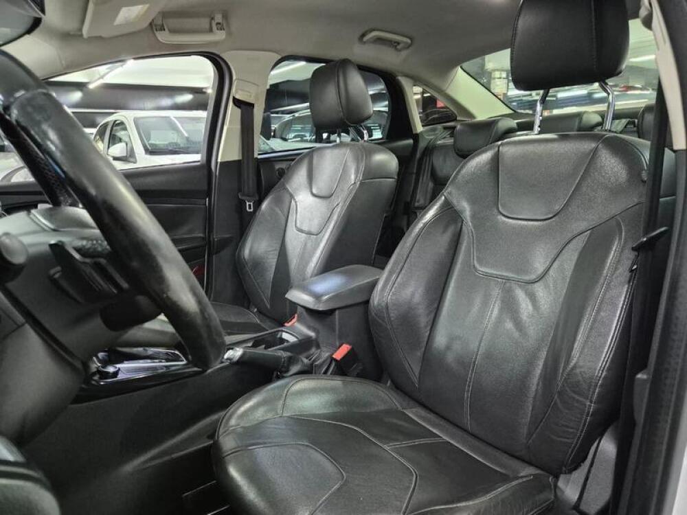 Ford Focus Sedan